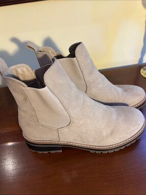 Kensie Khaki Chelsea Ankle Boots